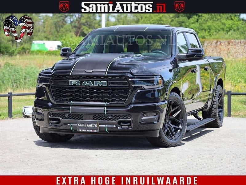 Zwart Occasion 2024 Dodge Ram Limited Pickup | € 82.950 (Eerlijke prijs) - Afbeelding 1/4