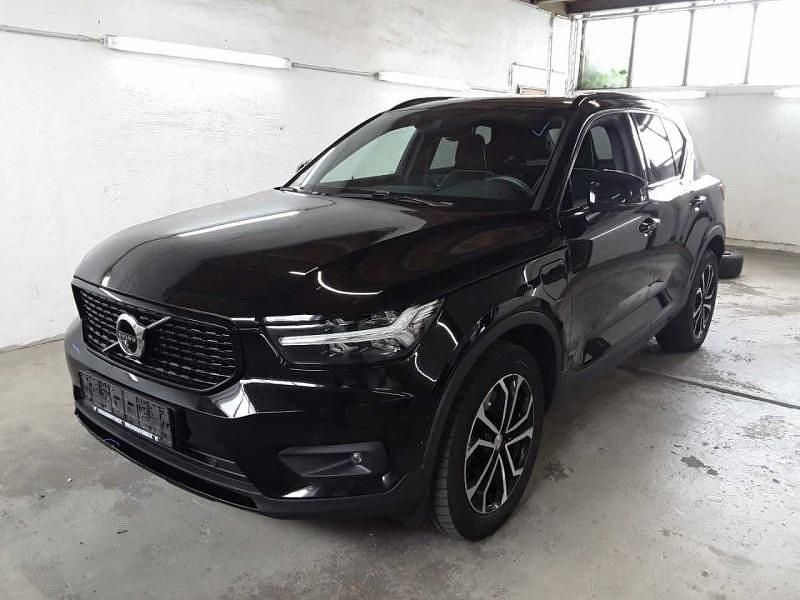 Zwart Gebruikt 2020 Volvo XC40 Inscription SUV | € 24.950 (Iets duurder) - Afbeelding 1/4