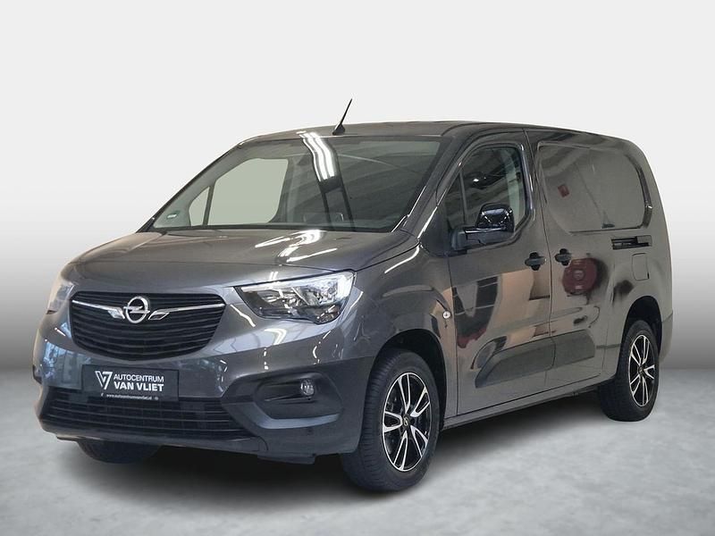 Grijs Gebruikt 2023 Opel Combo MPV | € 22.815 (Duur) - Afbeelding 1/1