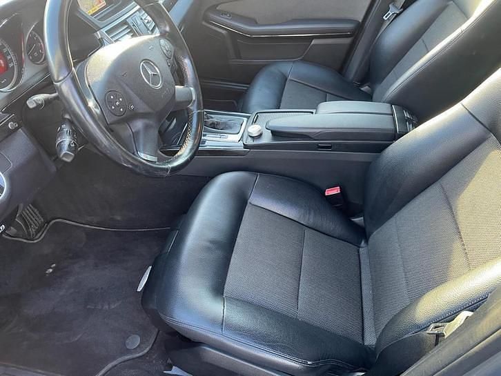 Occasion Mercedes E200 Business 184 PK (135 kW) 2010 Grijs (metallic) Stationwagen