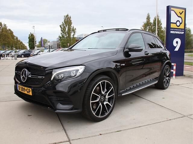 Zwart Gebruikt 2018 Mercedes GLC43 AMG AMG SUV | € 42.949 (Eerlijke prijs) - Afbeelding 1/4