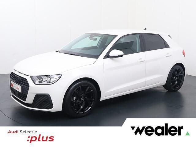 Wit Gebruikt 2023 Audi A1 Sportback Proline Hatchback | € 22.840 (Eerlijke prijs) - Afbeelding 1/4