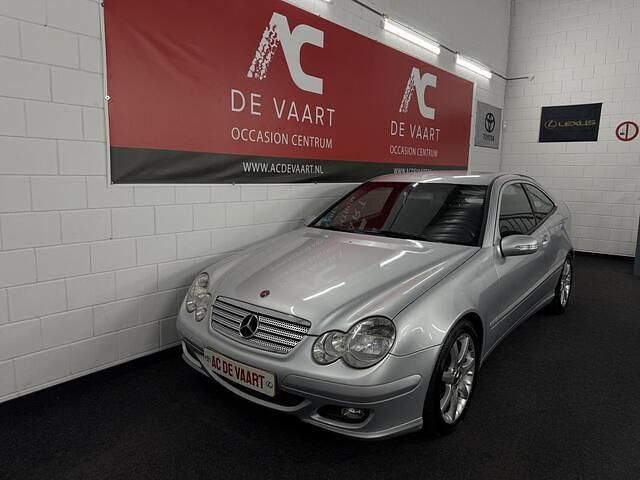 Occasion Mercedes C180 143 PK (105 kW) 2005 Grijs Coupé
