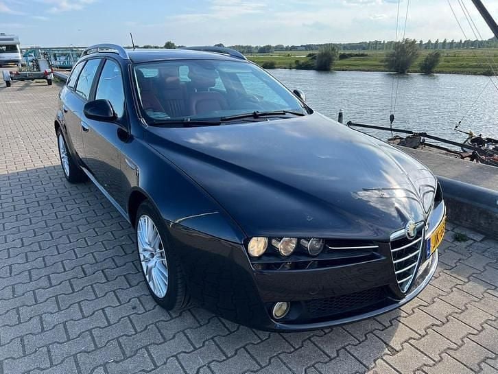Gebruikt 2009 Alfa Romeo 159 Stationwagen | € 2.150 (Goede deal) - Afbeelding 1/1