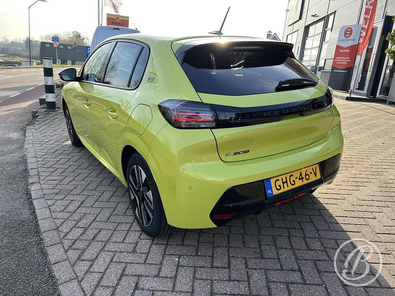 Occasion Peugeot e-208 Style 100 kW (136 PK) 2024 Geel Hatchback
