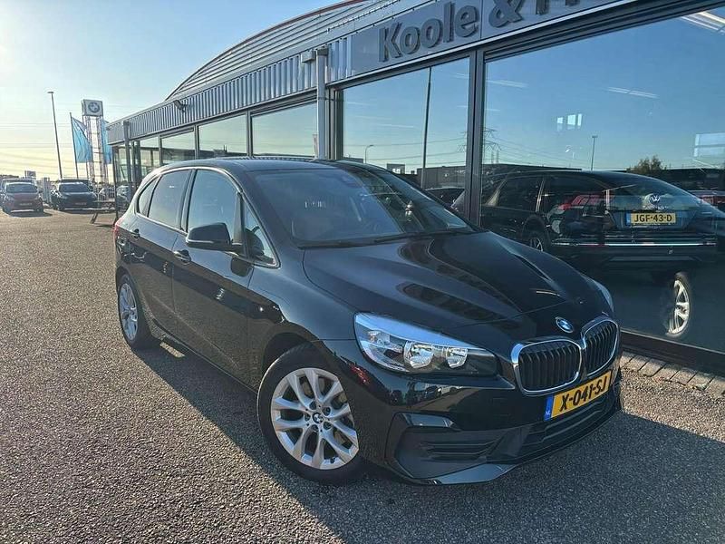 Mpv Gebruikt 2020 BMW 225 Active Tourer iPerformance MPV | € 20.950 (Goede deal) - Afbeelding 1/4