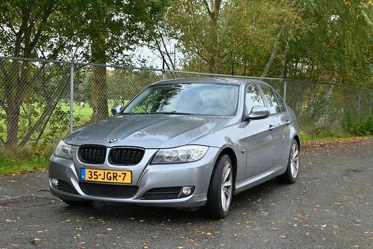 Gebruikt 2009 BMW 318 Shadowline | € 6.250 - Afbeelding 1/1