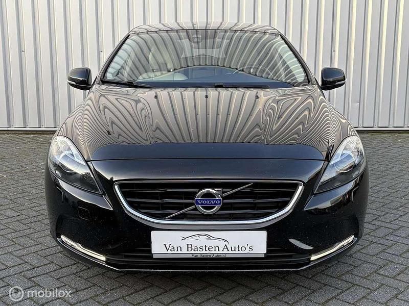 Occasion Volvo V40 Ocean Race 120 PK (88 kW) 2015 Zwart Hatchback