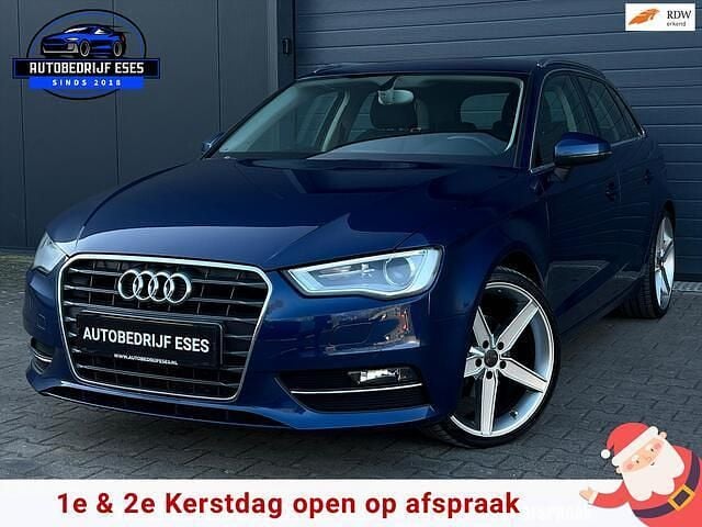 Blauw Gebruikt 2013 Audi A3 Sportback Ambition Hatchback | € 9.999 (Eerlijke prijs) - Afbeelding 1/3