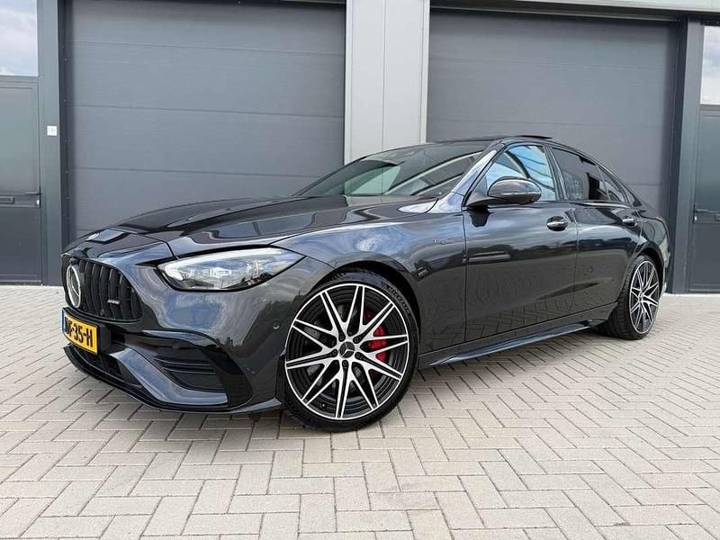 Grijs Gebruikt 2024 Mercedes C43 AMG AMG Sedan | € 76.449 (Eerlijke prijs) - Afbeelding 1/4
