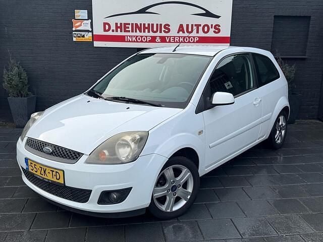 Occasion Ford Fiesta Futura 80 PK (58 kW) 2008 Wit Hatchback