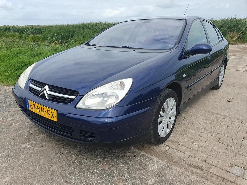 Blauw Gebruikt 2003 Citroën C5 Hatchback | € 595 (Eerlijke prijs) - Afbeelding 1/4
