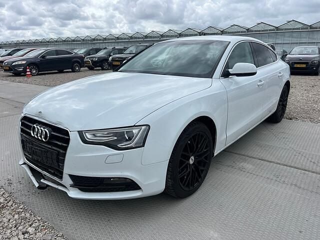 Wit Gebruikt 2012 Audi A5 Sportback Proline Hatchback | € 4.750 - Afbeelding 1/4