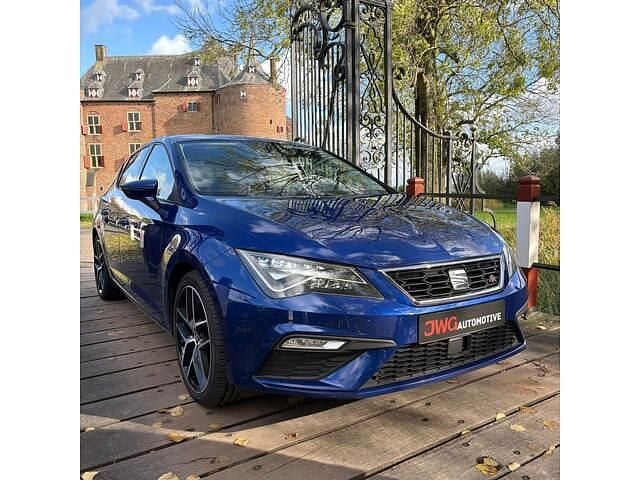 Blauw Gebruikt 2017 Seat Leon ST FR Stationwagen | € 11.495 (Eerlijke prijs) - Afbeelding 1/4