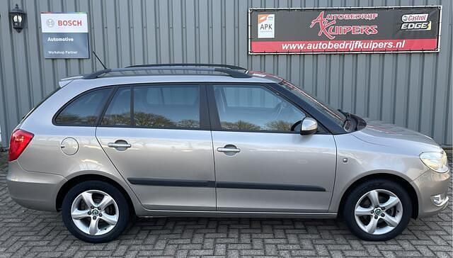 Occasion Skoda Fabia Tour 86 PK (63 kW) 2011 Beige Stationwagen