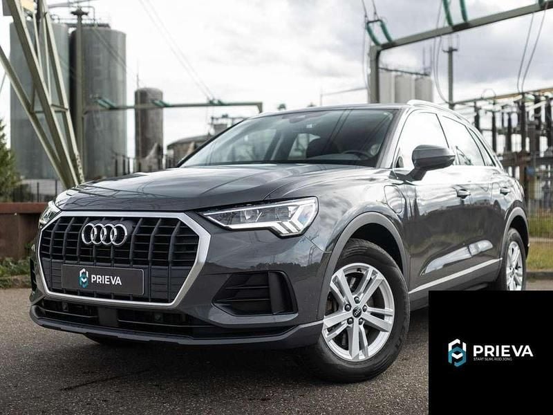 Grijs Gebruikt 2022 Audi Q3 SUV | € 29.900 (Super prijs) - Afbeelding 1/4