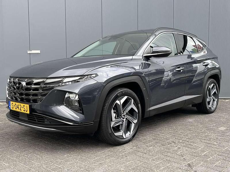 Grijs Gebruikt 2023 Hyundai Tucson Comfort SUV | € 34.400 (Eerlijke prijs) - Afbeelding 1/4