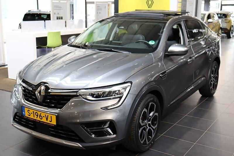 Grijs metallic Gebruikt 2023 Renault Arkana Techno SUV | € 27.450 (Iets duurder) - Afbeelding 1/4