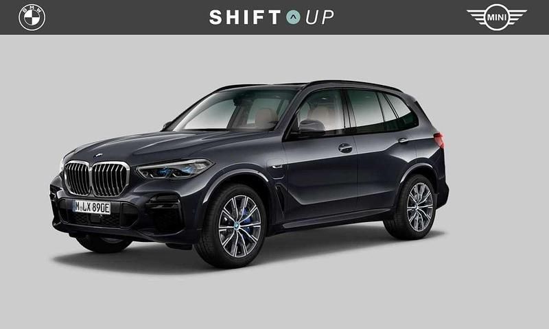 Grijs, metallic lak Gebruikt 2022 BMW X5 M Sport SUV | € 67.940 (Eerlijke prijs) - Afbeelding 1/3