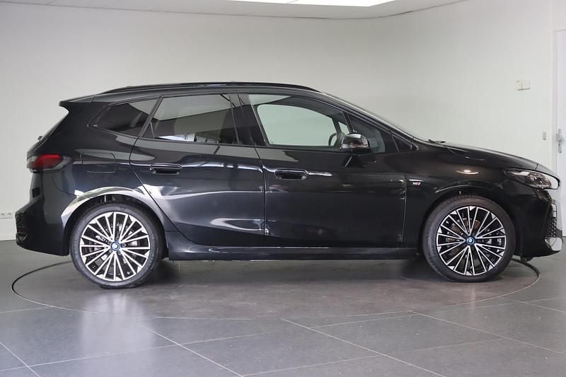 Occasion BMW 225 Active Tourer M Sport 245 PK (180 kW) 2024 Zwart MPV
