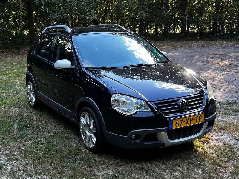 Zwart Gebruikt 2007 VW Polo Cross Hatchback | € 2.300 - Afbeelding 1/4
