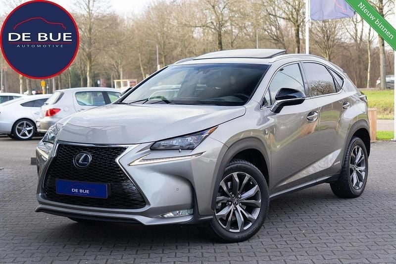 Grijs (metallic) Occasion 2016 Lexus NX300h Sport Line SUV | € 27.911 (Eerlijke prijs) - Afbeelding 1/4