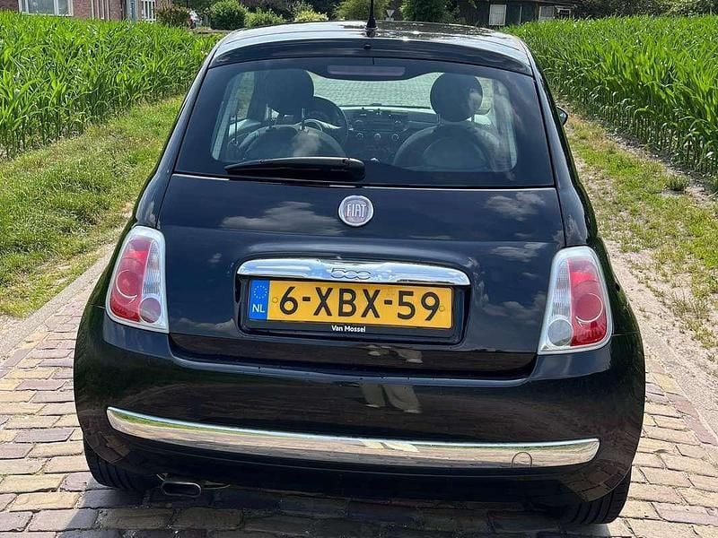 Zwart Gebruikt 2011 Fiat 500 Lounge Hatchback | € 4.750 (Goede deal) - Afbeelding 1/4