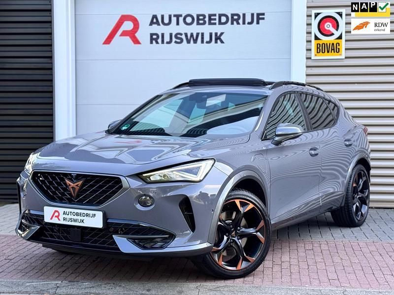 Grijs Gebruikt 2022 Cupra Formentor VZ SUV | € 34.950 (Duur) - Afbeelding 1/4