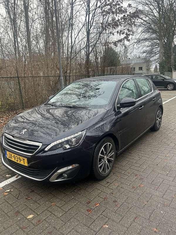 Blauw Gebruikt 2016 Peugeot 308 Allure Hatchback | € 4.500 (Super prijs) - Afbeelding 1/4
