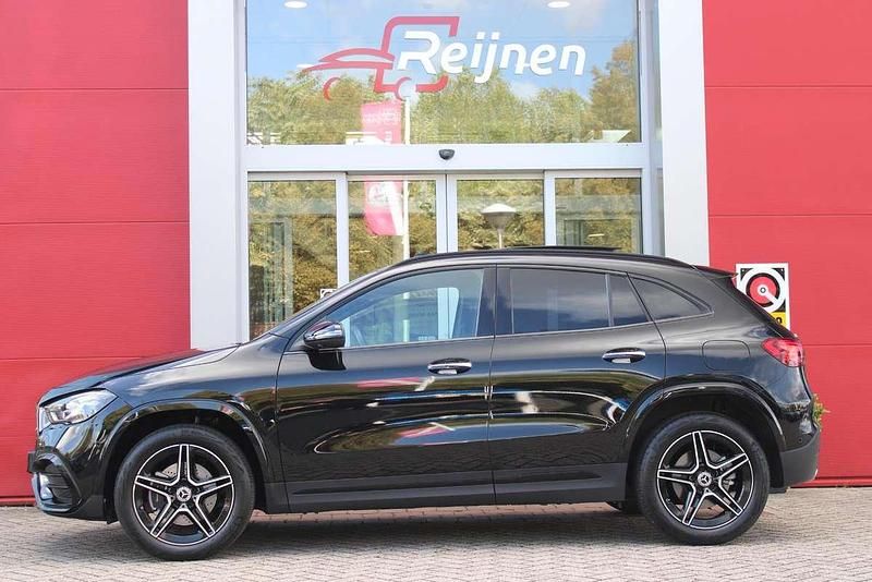 Occasion Mercedes GLA250 AMG line 218 PK (160 kW) 2023 Zwart SUV
