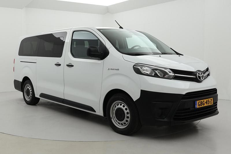 Wit Occasion 2024 Toyota Proace Cool MPV | € 43.999 - Afbeelding 1/1
