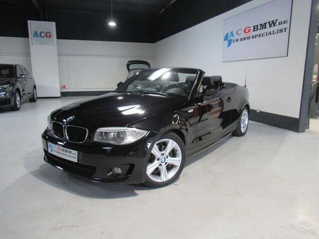 Zwart Gebruikt 2012 BMW 118 Cabriolet Advantage Cabriolet | € 13.750 (Eerlijke prijs) - Afbeelding 1/4