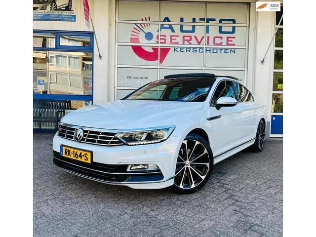 Wit, metallic lak Gebruikt 2018 VW Passat Highline Sedan | € 24.950 - Afbeelding 1/4