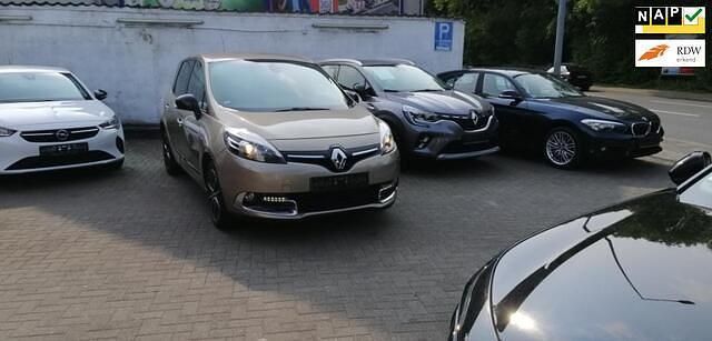 Bruin Gebruikt 2014 Renault Scénic III Bose Edition MPV | € 13.750 - Afbeelding 1/4