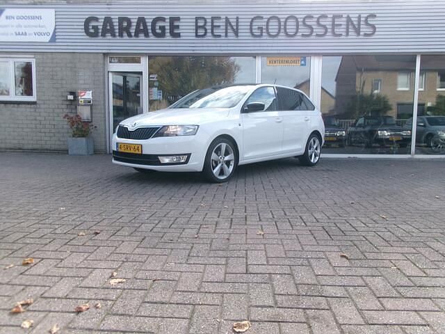 Wit Gebruikt 2014 Skoda Rapid Business Line Hatchback | € 5.750 (Eerlijke prijs) - Afbeelding 1/4