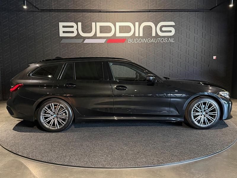 Occasion BMW 318 Efficient Dynamics 157 PK (115 kW) 2021 Zwart Stationwagen