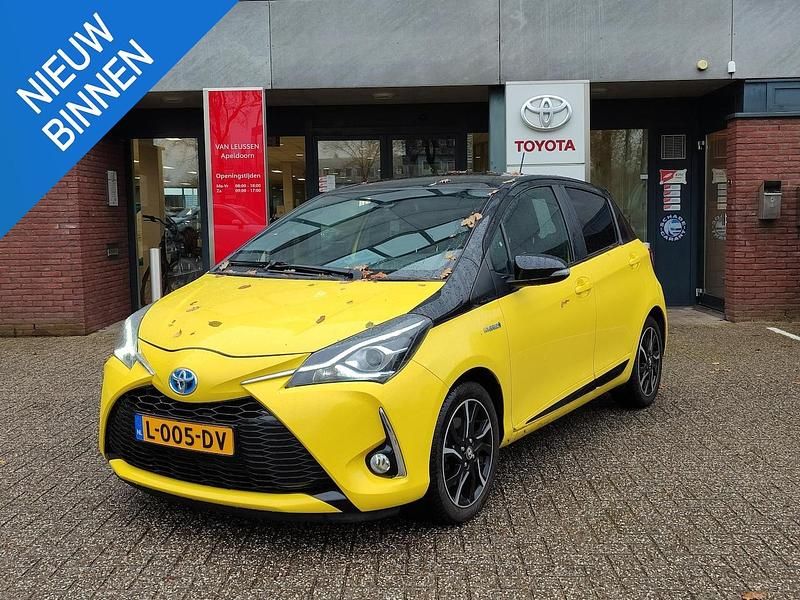 Geel Gebruikt 2017 Toyota Yaris Hybrid Hatchback | € 14.800 (Eerlijke prijs) - Afbeelding 1/4