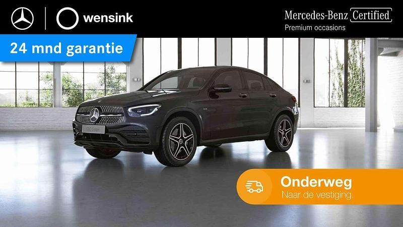 Grijs Gebruikt 2021 Mercedes GLC300e Business Coupé | € 49.850 (Eerlijke prijs) - Afbeelding 1/4