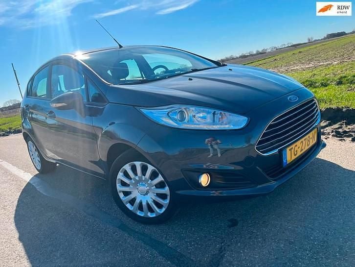 Occasion Ford Fiesta 60 PK (44 kW) 2012 Grijs Hatchback