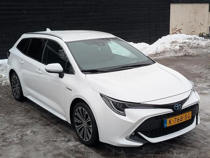 Occasion 2021 Toyota Corolla Executive | € 18.999 (Goede deal) - Afbeelding 1/4