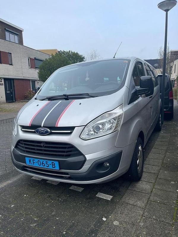 Gebruikt 2016 Ford Transit Stationwagen | € 10.999 - Afbeelding 1/4