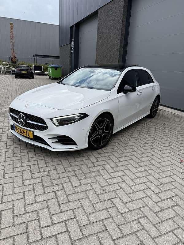 Occasion Mercedes A180 AMG 136 PK (100 kW) 2021 Wit Stationwagen