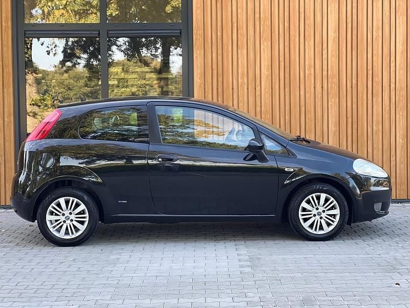 Occasion Fiat Punto Dynamic 78 PK (57 kW) 2008 Zwart Hatchback