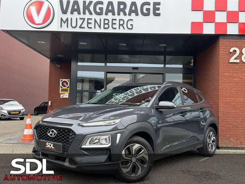 Grijs Gebruikt 2020 Hyundai Kona SUV | € 18.945 (Goede deal) - Afbeelding 1/4