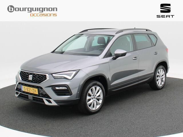 Grijs, metallic lak Gebruikt 2023 Seat Ateca Business SUV | € 31.500 (Eerlijke prijs) - Afbeelding 1/4