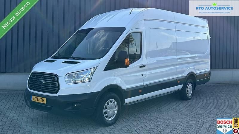 Wit Gebruikt 2018 Ford Transit Trend Van | € 999.999 - Afbeelding 1/4