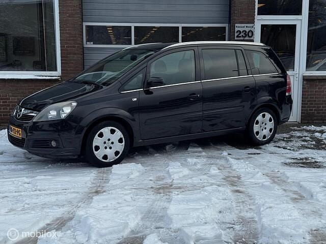 Zwart Gebruikt 2007 Opel Zafira Executive MPV | € 450 (Super prijs) - Afbeelding 1/4
