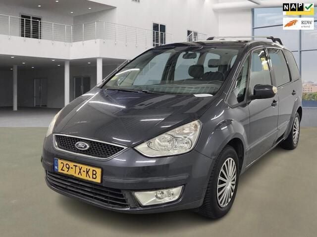Grijs Gebruikt 2007 Ford Galaxy Trend MPV | € 2.950 (Eerlijke prijs) - Afbeelding 1/4