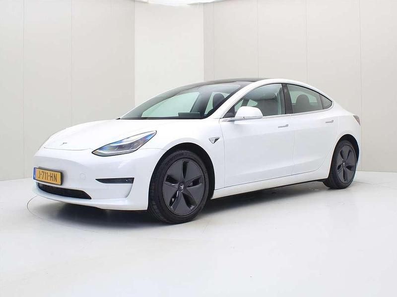 Wit Gebruikt 2020 Tesla Model 3 Long Range AWD Sedan | € 22.400 (Goede deal) - Afbeelding 1/4