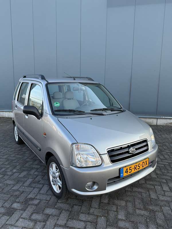 Grijs Gebruikt 2005 Suzuki Wagon R+ Stationwagen | € 2.750 (Eerlijke prijs) - Afbeelding 1/4